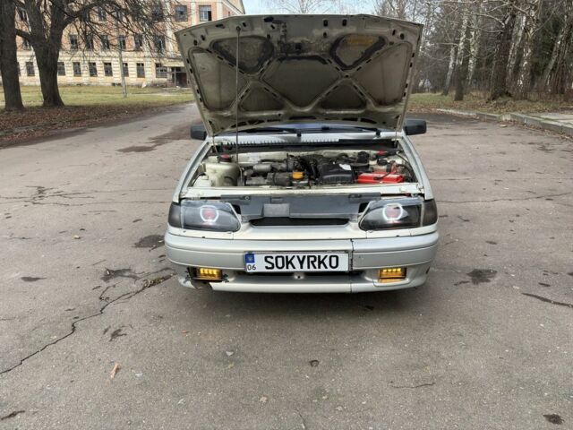 Серый ВАЗ 2113 Самара, объемом двигателя 1.5 л и пробегом 242 тыс. км за 1900 $, фото 14 на Automoto.ua
