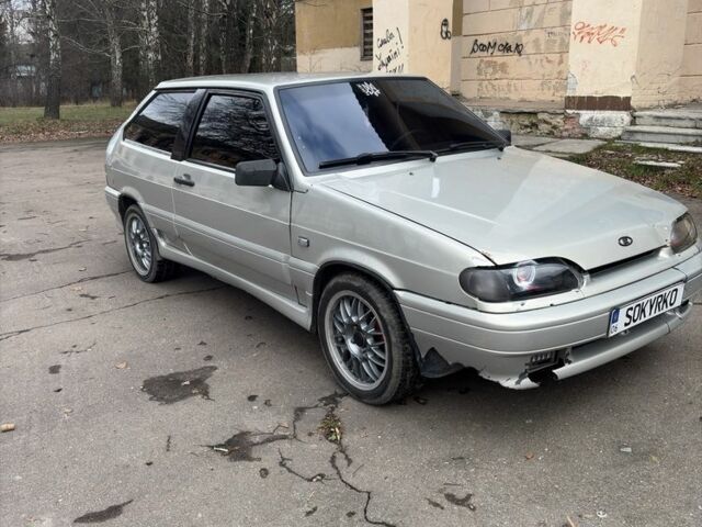 Серый ВАЗ 2113 Самара, объемом двигателя 1.5 л и пробегом 242 тыс. км за 1900 $, фото 2 на Automoto.ua