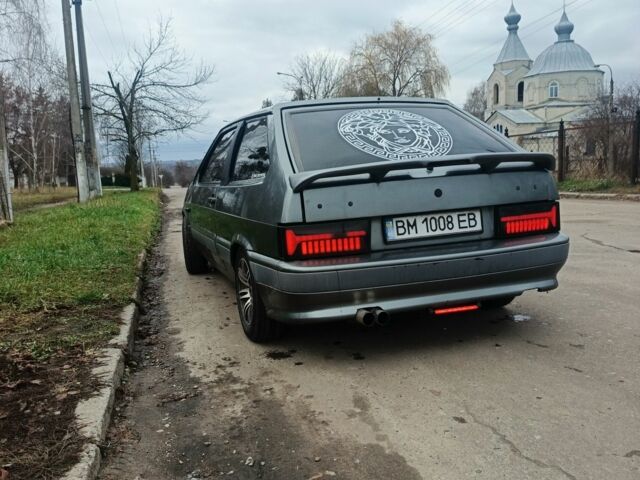 Серый ВАЗ 2113 Самара, объемом двигателя 1.5 л и пробегом 200 тыс. км за 1350 $, фото 2 на Automoto.ua