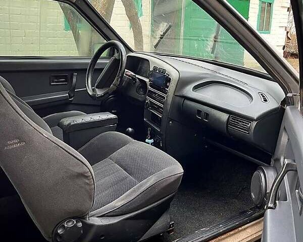 Сірий ВАЗ 2113 Самара, об'ємом двигуна 1.5 л та пробігом 50 тис. км за 1000 $, фото 5 на Automoto.ua