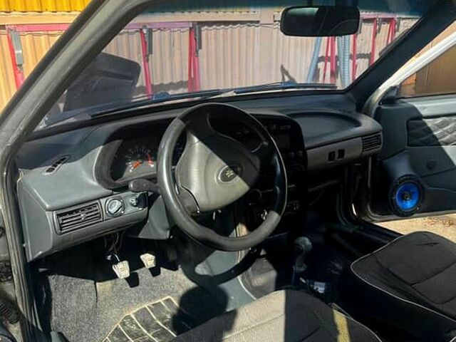 ВАЗ 2113 Самара 2006 в Каменце-Подольском на Automoto.ua Серый ВАЗ 2113 Самара, объемом двигателя 1.5 л и пробегом 250 тыс. км за 1400 $, фото 2 на Automoto.ua