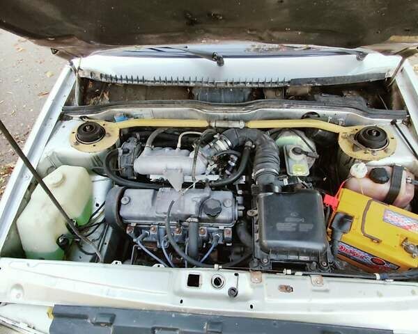 ВАЗ 2113 Самара 2006 в Лозовой на Automoto.ua Серый ВАЗ 2113 Самара, объемом двигателя 1.5 л и пробегом 155 тыс. км за 2700 $, фото 10 на Automoto.ua