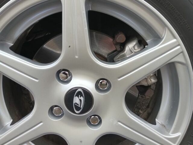 Сірий ВАЗ 2113 Самара, об'ємом двигуна 1.5 л та пробігом 204 тис. км за 2400 $, фото 4 на Automoto.ua