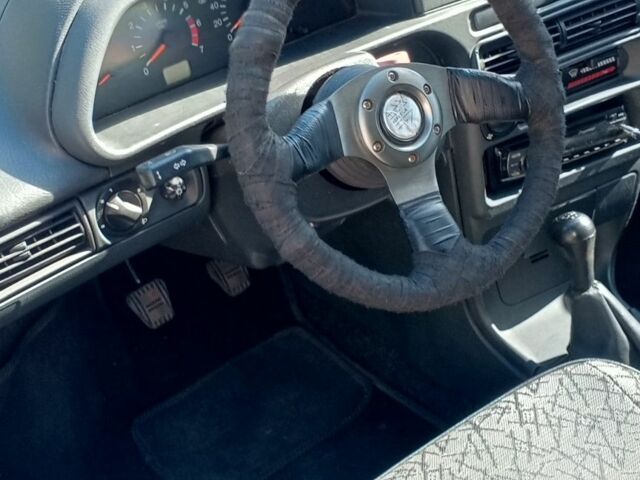 Серый ВАЗ 2113 Самара, объемом двигателя 1.5 л и пробегом 95 тыс. км за 2400 $, фото 8 на Automoto.ua