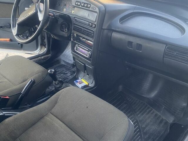 Сірий ВАЗ 2113 Самара, об'ємом двигуна 1.5 л та пробігом 120 тис. км за 1800 $, фото 5 на Automoto.ua