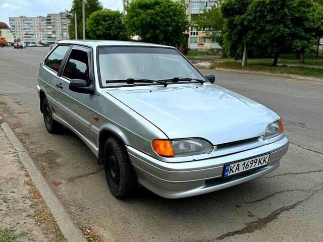 Серый ВАЗ 2113 Самара, объемом двигателя 1.5 л и пробегом 250 тыс. км за 2000 $, фото 1 на Automoto.ua