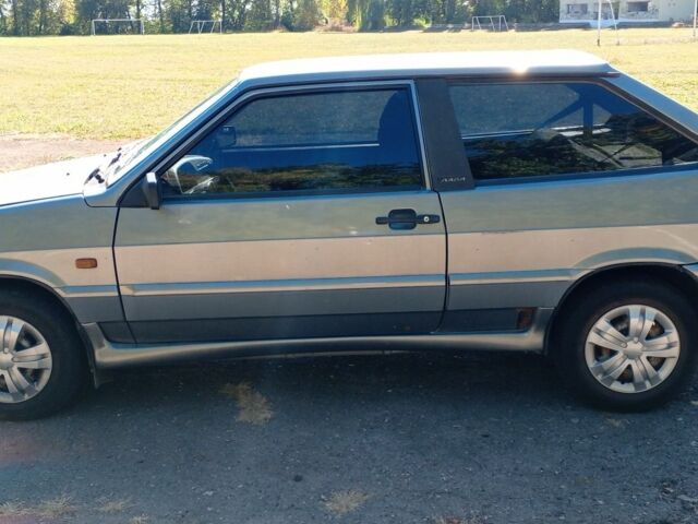 Серый ВАЗ 2113 Самара, объемом двигателя 1.5 л и пробегом 95 тыс. км за 2400 $, фото 4 на Automoto.ua