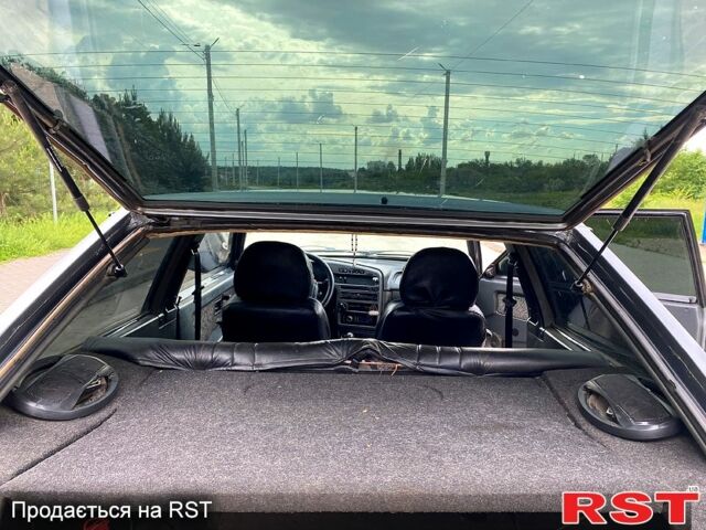 Серый ВАЗ 2113 Самара, объемом двигателя 1.5 л и пробегом 173 тыс. км за 1450 $, фото 4 на Automoto.ua