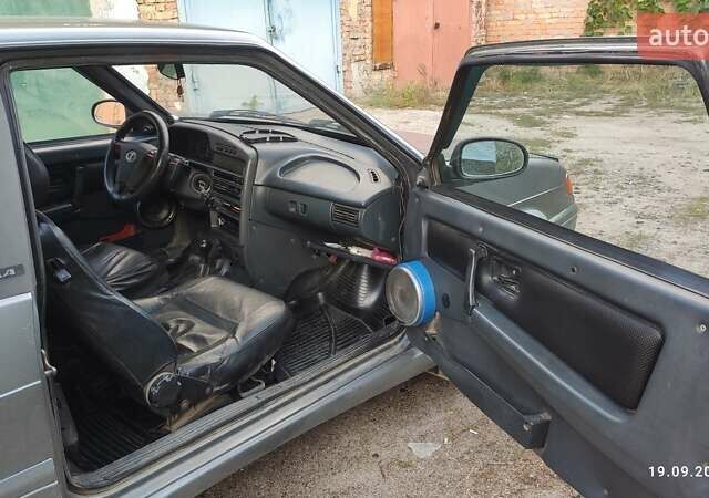 Сірий ВАЗ 2113 Самара, об'ємом двигуна 1.5 л та пробігом 199 тис. км за 1500 $, фото 7 на Automoto.ua