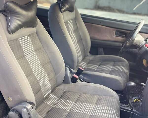 Серый ВАЗ 2113 Самара, объемом двигателя 1.6 л и пробегом 180 тыс. км за 1750 $, фото 20 на Automoto.ua