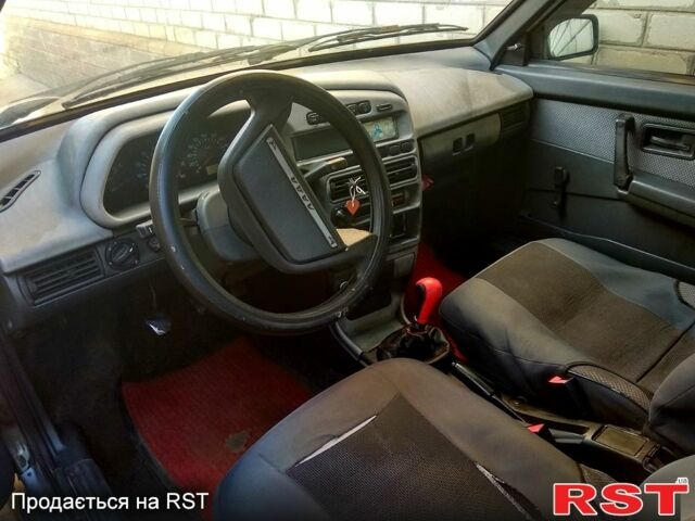 Сірий ВАЗ 2113 Самара, об'ємом двигуна 1.6 л та пробігом 315 тис. км за 1700 $, фото 8 на Automoto.ua