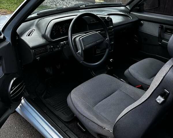 Серый ВАЗ 2113 Самара, объемом двигателя 1.6 л и пробегом 150 тыс. км за 1800 $, фото 36 на Automoto.ua