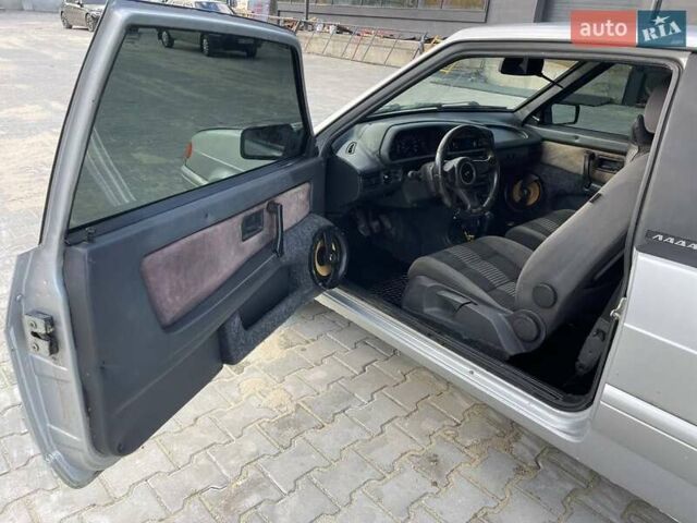 Серый ВАЗ 2113 Самара, объемом двигателя 1.6 л и пробегом 180 тыс. км за 1750 $, фото 18 на Automoto.ua