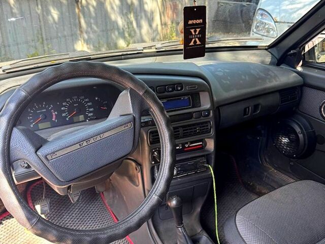 Сірий ВАЗ 2113 Самара, об'ємом двигуна 1.6 л та пробігом 218 тис. км за 2500 $, фото 4 на Automoto.ua