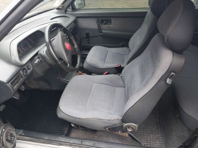 Серый ВАЗ 2113 Самара, объемом двигателя 1.6 л и пробегом 270 тыс. км за 1050 $, фото 7 на Automoto.ua