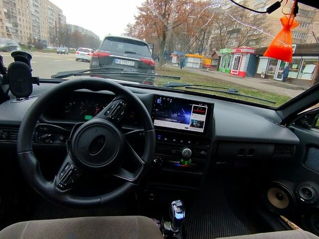 Серый ВАЗ 2113 Самара, объемом двигателя 1.6 л и пробегом 198 тыс. км за 3000 $, фото 4 на Automoto.ua