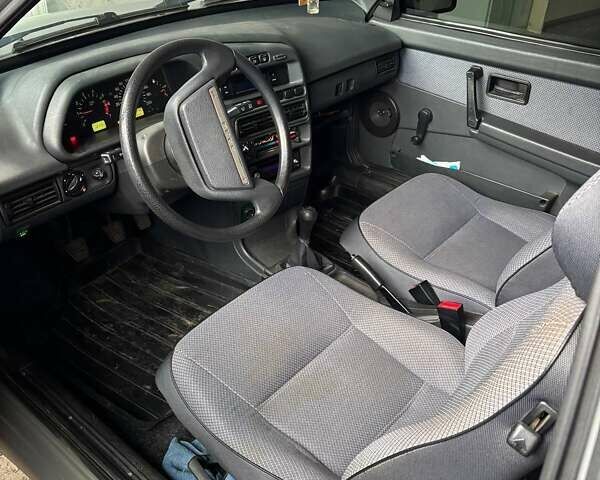 Сірий ВАЗ 2113 Самара, об'ємом двигуна 1.6 л та пробігом 69 тис. км за 2100 $, фото 4 на Automoto.ua