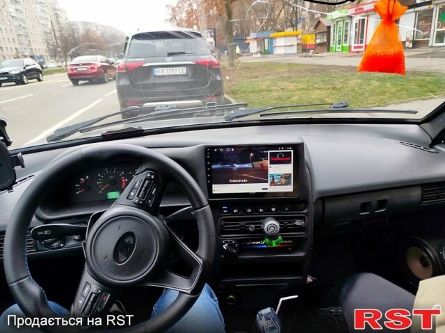 Серый ВАЗ 2113 Самара, объемом двигателя 1.6 л и пробегом 198 тыс. км за 3000 $, фото 1 на Automoto.ua