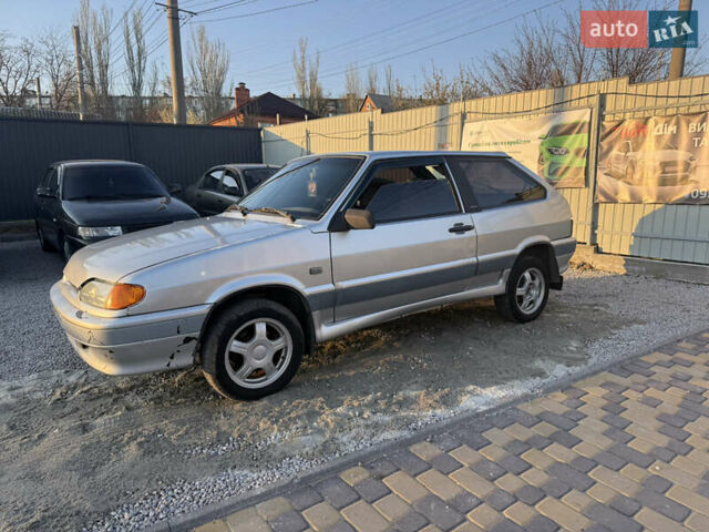 Серый ВАЗ 2113 Самара, объемом двигателя 1.6 л и пробегом 180 тыс. км за 1600 $, фото 1 на Automoto.ua