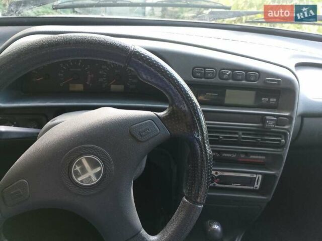 ВАЗ 2113 Самара 2007 в Киеве на Automoto.ua Серый ВАЗ 2113 Самара, объемом двигателя 1.6 л и пробегом 100 тыс. км за 1189 $, фото 4 на Automoto.ua