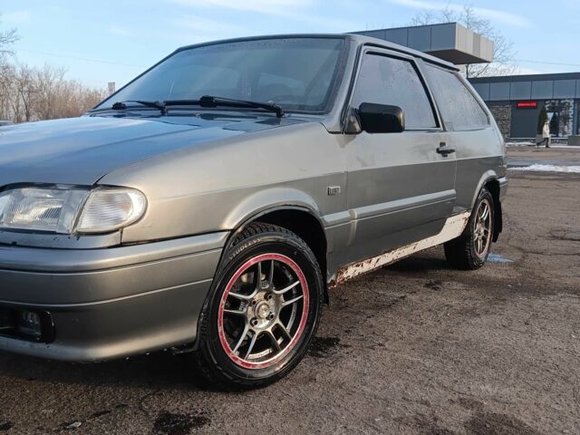 Серый ВАЗ 2113 Самара, объемом двигателя 1.6 л и пробегом 350 тыс. км за 1200 $, фото 4 на Automoto.ua