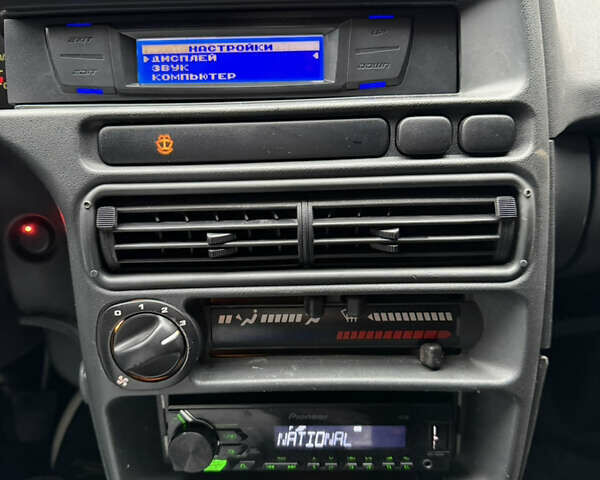 Серый ВАЗ 2113 Самара, объемом двигателя 1.6 л и пробегом 133 тыс. км за 2799 $, фото 25 на Automoto.ua