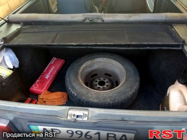 Сірий ВАЗ 2113 Самара, об'ємом двигуна 1.6 л та пробігом 315 тис. км за 1700 $, фото 11 на Automoto.ua