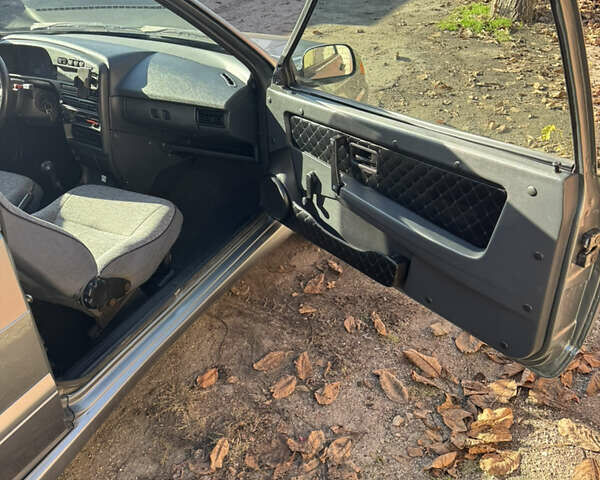 Серый ВАЗ 2113 Самара, объемом двигателя 1.6 л и пробегом 162 тыс. км за 1900 $, фото 15 на Automoto.ua