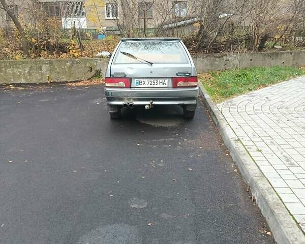 Серый ВАЗ 2113 Самара, объемом двигателя 1.6 л и пробегом 250 тыс. км за 715 $, фото 2 на Automoto.ua