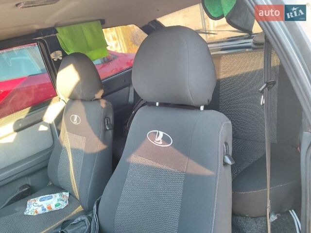 Сірий ВАЗ 2113 Самара, об'ємом двигуна 1.6 л та пробігом 159 тис. км за 2550 $, фото 16 на Automoto.ua