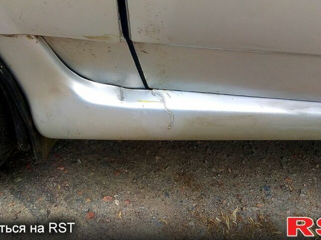 Серый ВАЗ 2113 Самара, объемом двигателя 1.6 л и пробегом 220 тыс. км за 2100 $, фото 3 на Automoto.ua