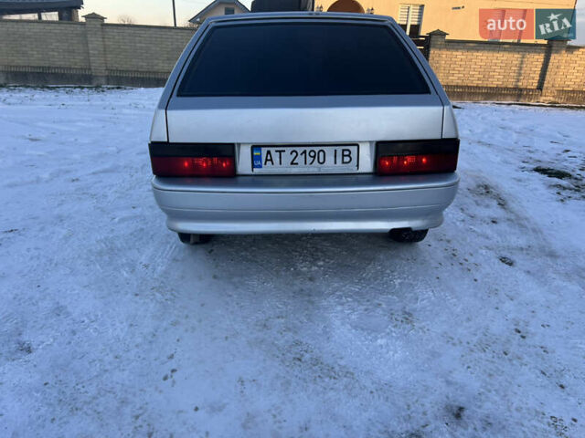 Серый ВАЗ 2113 Самара, объемом двигателя 1.6 л и пробегом 215 тыс. км за 2200 $, фото 5 на Automoto.ua