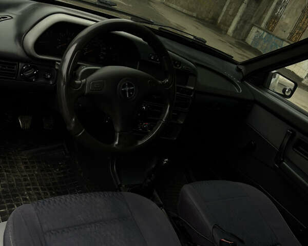 Сірий ВАЗ 2113 Самара, об'ємом двигуна 1.6 л та пробігом 274 тис. км за 2300 $, фото 3 на Automoto.ua