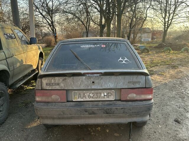Серый ВАЗ 2113 Самара, объемом двигателя 1.6 л и пробегом 200 тыс. км за 674 $, фото 2 на Automoto.ua