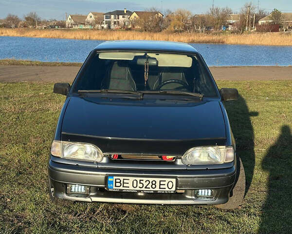 Серый ВАЗ 2113 Самара, объемом двигателя 1.6 л и пробегом 200 тыс. км за 2300 $, фото 1 на Automoto.ua