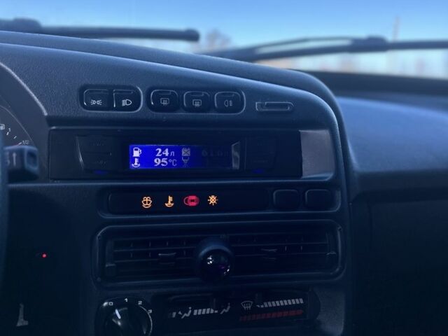 Серый ВАЗ 2113 Самара, объемом двигателя 1.6 л и пробегом 163 тыс. км за 2550 $, фото 18 на Automoto.ua