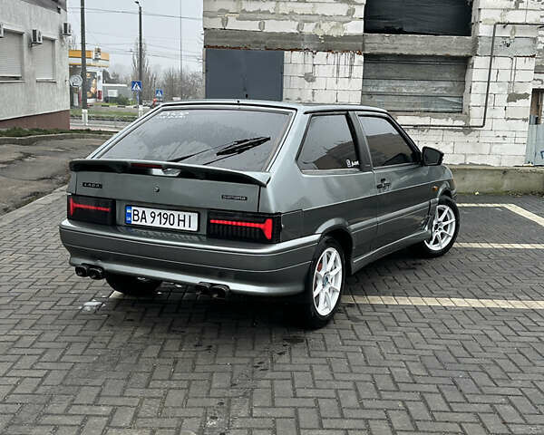 Серый ВАЗ 2113 Самара, объемом двигателя 1.6 л и пробегом 101 тыс. км за 5000 $, фото 4 на Automoto.ua