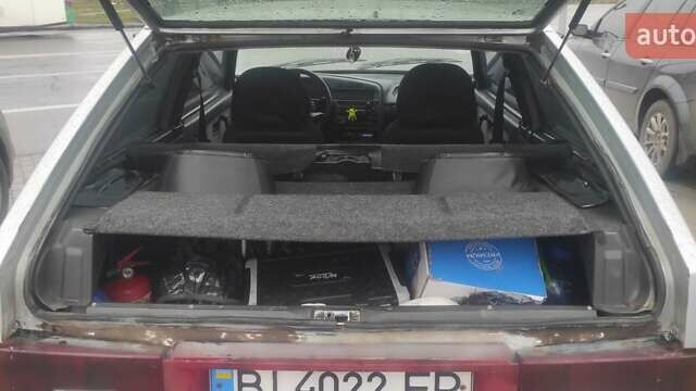 Серый ВАЗ 2113 Самара, объемом двигателя 1.6 л и пробегом 280 тыс. км за 1800 $, фото 11 на Automoto.ua