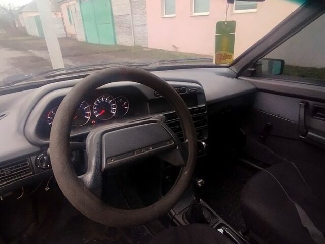 Сірий ВАЗ 2113 Самара, об'ємом двигуна 1.6 л та пробігом 200 тис. км за 1999 $, фото 4 на Automoto.ua