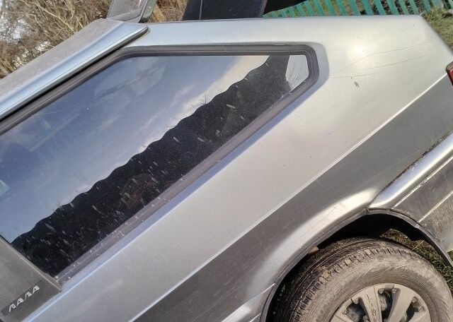 Серый ВАЗ 2113 Самара, объемом двигателя 0 л и пробегом 62 тыс. км за 1150 $, фото 4 на Automoto.ua