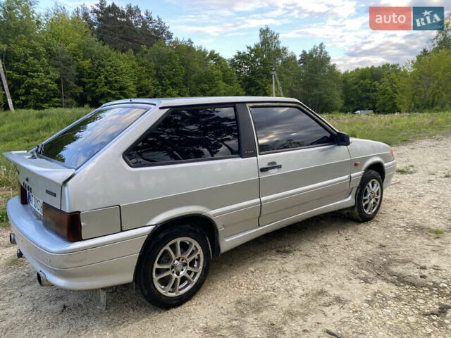 Серый ВАЗ 2113 Самара, объемом двигателя 1.6 л и пробегом 225 тыс. км за 1600 $, фото 7 на Automoto.ua