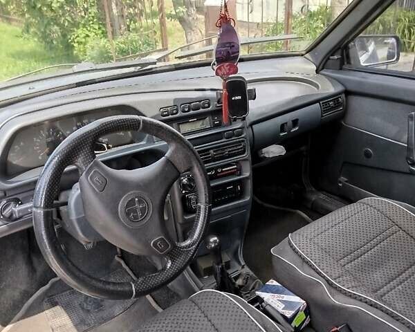 Сірий ВАЗ 2113 Самара, об'ємом двигуна 1.6 л та пробігом 210 тис. км за 1350 $, фото 4 на Automoto.ua