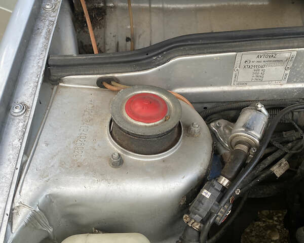 Серый ВАЗ 2113 Самара, объемом двигателя 1.6 л и пробегом 225 тыс. км за 1600 $, фото 15 на Automoto.ua