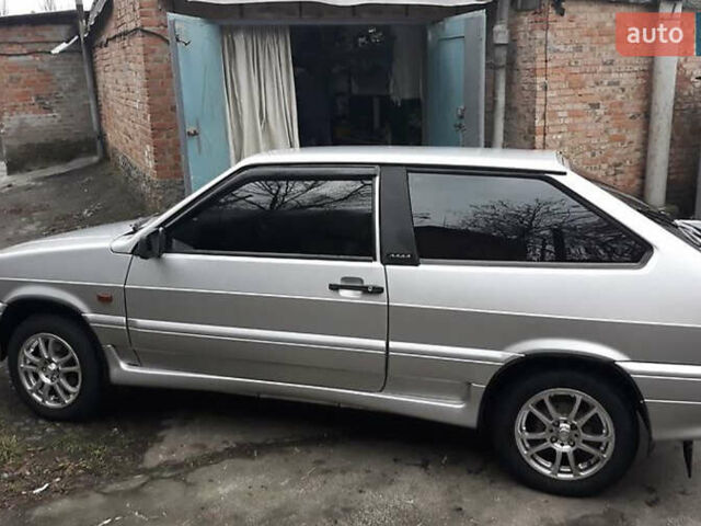 Серый ВАЗ 2113 Самара, объемом двигателя 1.6 л и пробегом 220 тыс. км за 1650 $, фото 3 на Automoto.ua
