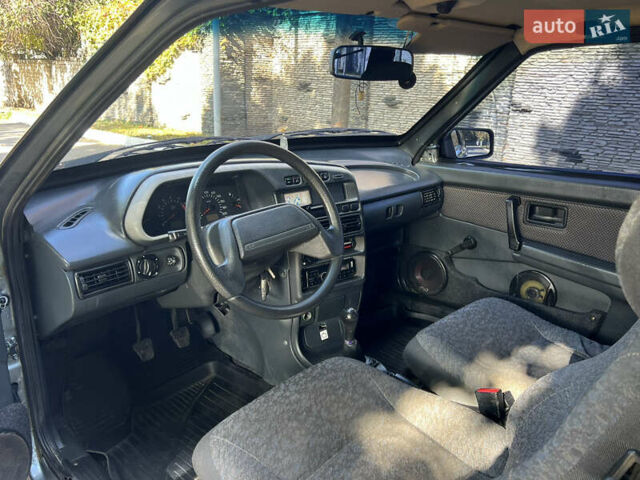 Сірий ВАЗ 2113 Самара, об'ємом двигуна 1.6 л та пробігом 130 тис. км за 1900 $, фото 7 на Automoto.ua