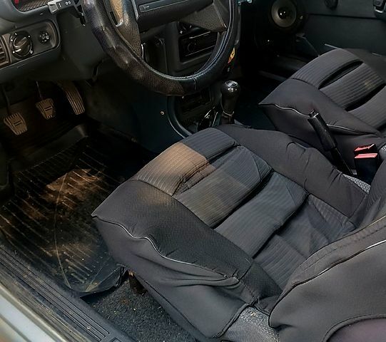 Сірий ВАЗ 2113 Самара, об'ємом двигуна 1.6 л та пробігом 260 тис. км за 1700 $, фото 3 на Automoto.ua