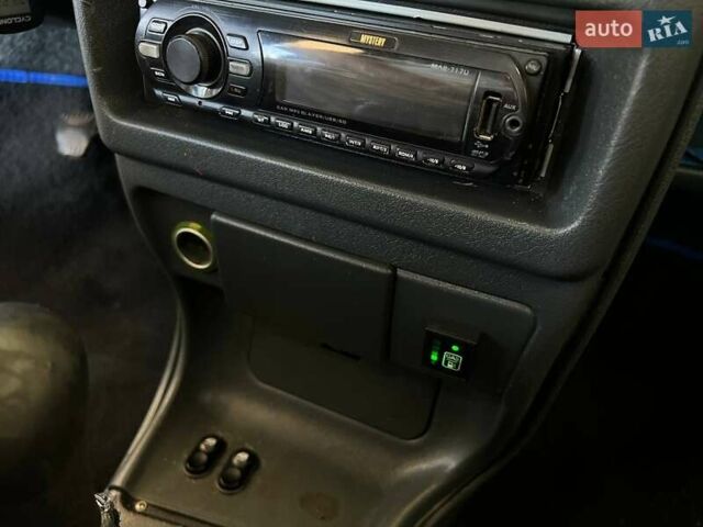 Серый ВАЗ 2113 Самара, объемом двигателя 1.6 л и пробегом 252 тыс. км за 2599 $, фото 9 на Automoto.ua