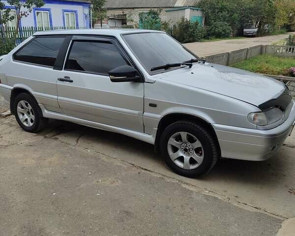 Сірий ВАЗ 2113 Самара, об'ємом двигуна 1.6 л та пробігом 242 тис. км за 2500 $, фото 28 на Automoto.ua