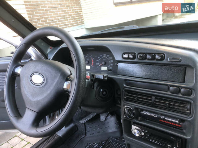ВАЗ 2113 Самара 2011 в Черкассах на Automoto.ua Серый ВАЗ 2113 Самара, объемом двигателя 1.6 л и пробегом 183 тыс. км за 2500 $, фото 7 на Automoto.ua