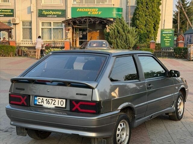 Серый ВАЗ 2113 Самара, объемом двигателя 1.6 л и пробегом 290 тыс. км за 999 $, фото 4 на Automoto.ua